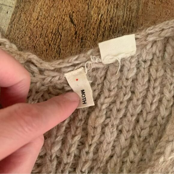 Moth womens cream and tan wool knit long sleeve v-neck sweater -S - Picture 6 of 10